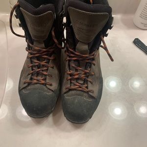 Schnee's Kestrel Hiking and Hunting Boots